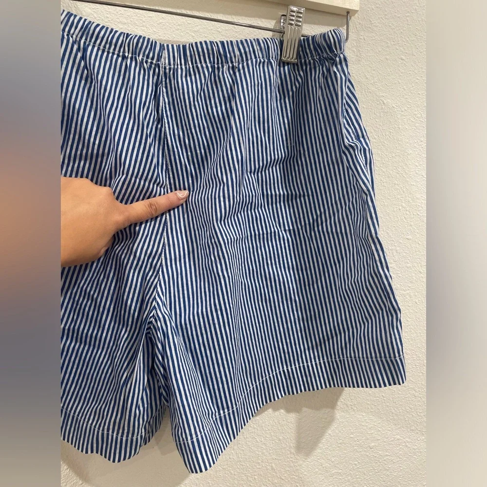 Ralph Lauren Blue and White Pinstriped Pajama Short Set 100% Organic Cotton